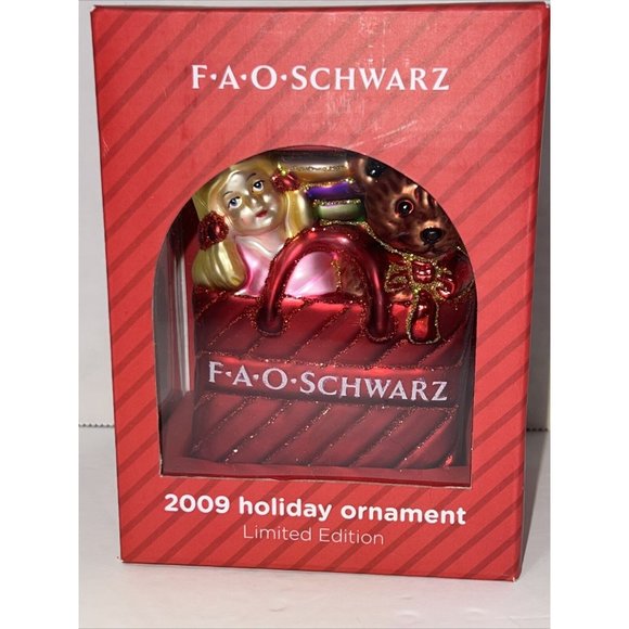 FAO Schwarz 2009 Holiday Ornament Ltd Edition Blown Glass Teddy Doll Present A17 - Picture 2 of 13